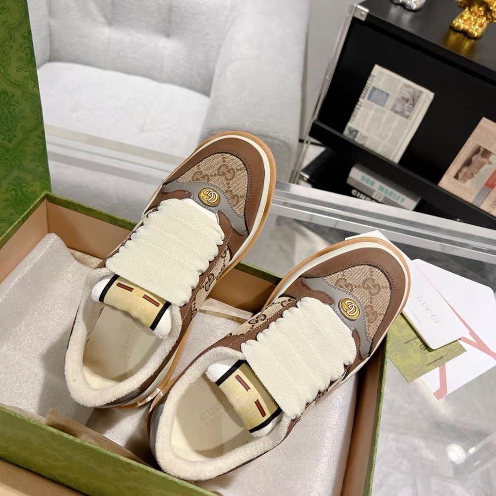 Gucci Women's Brown and Cream Sneakers